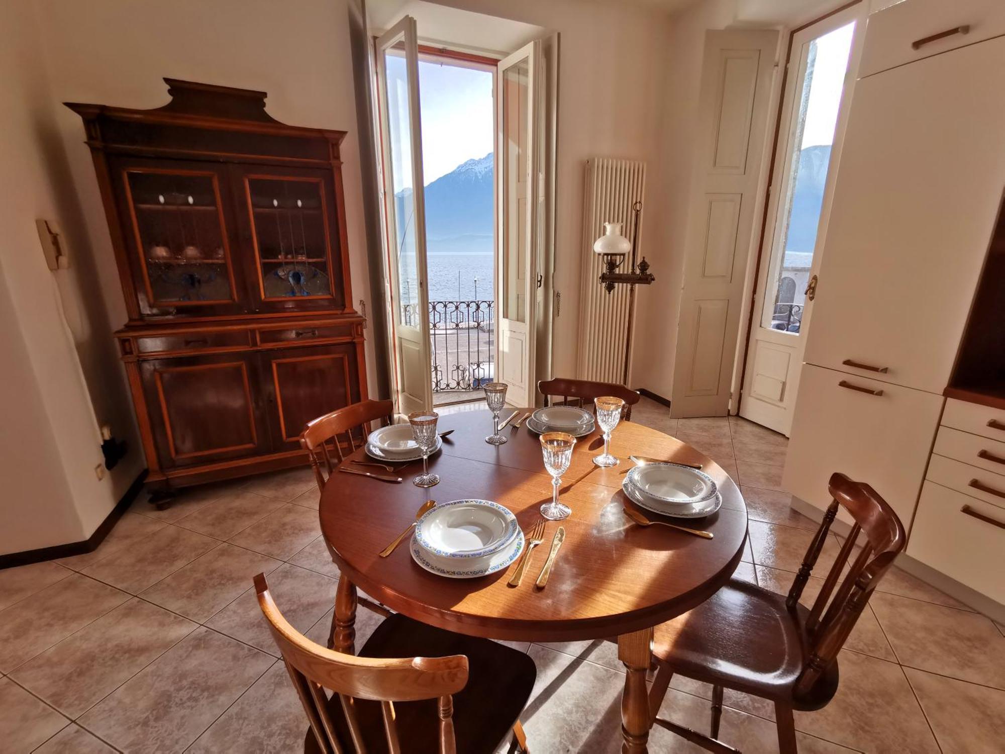 Ferienwohnung Elegant Historic Large House On Lake Como Gravedona Zimmer foto